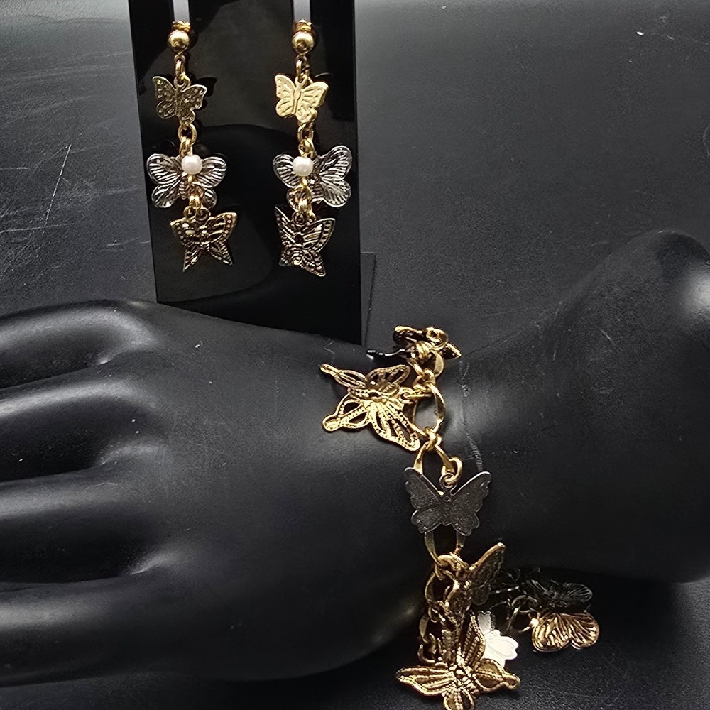 Avon Two Tone Butterfly Charm Bracelet Earrings Set